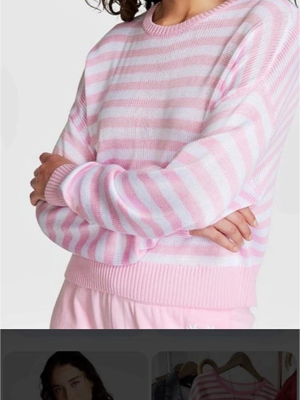 PINK Victoria’s Secret Cambridge Striped Sweater in pink & White Size Medium